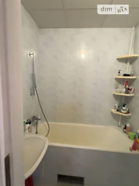 Sale of 3-room apartment 69 sq. m. on Levka Lukyanenka 5 street • ID