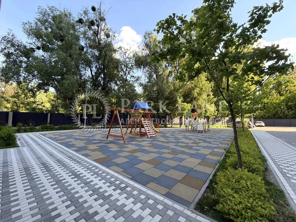 Квартира. Київ, Валер'яна Підмогильного вул.