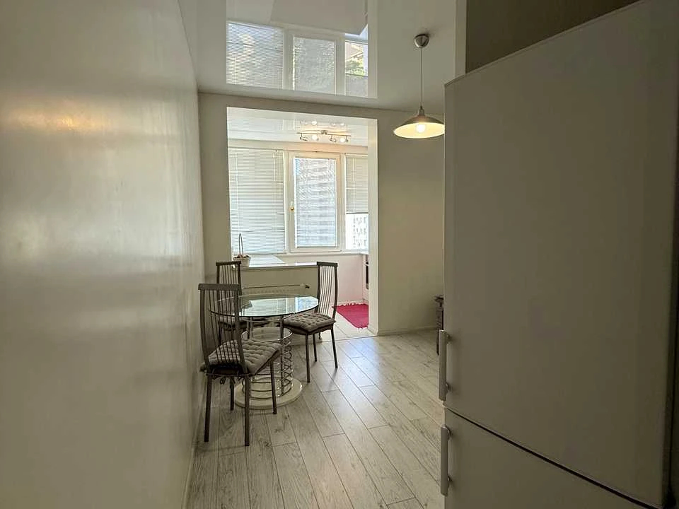 Apartment. Odesa, Lustdorf road, str. (Chernomorskaya doro