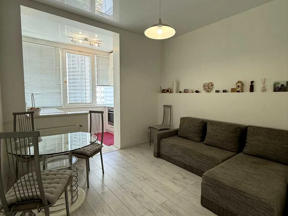 Apartment. Odesa, Lustdorf road, str. (Chernomorskaya doro