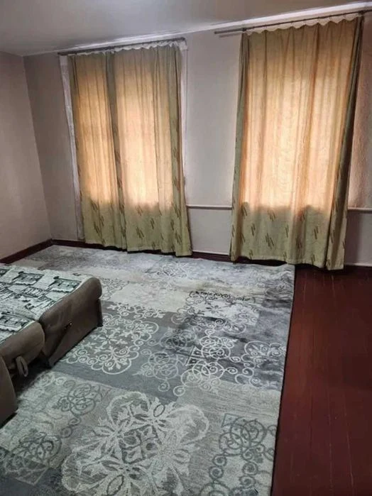 Продам дом в Хаджибейском р-не. 90 кв.м. 6 соток. Жилое сост