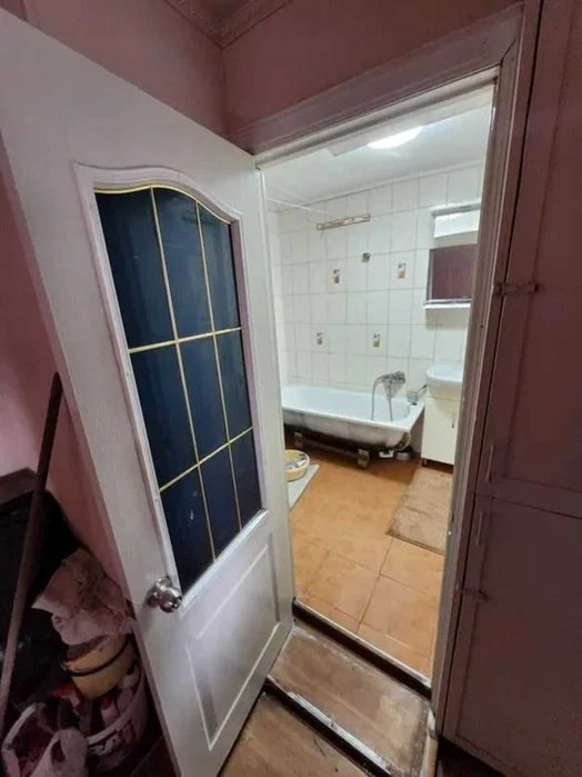 Продам дом в Хаджибейском р-не. 90 кв.м. 6 соток. Жилое сост