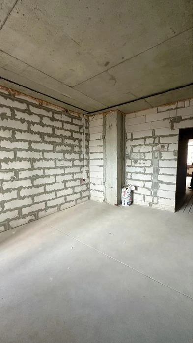Продам 3 комнатную квартиру с кладовкой Реал Парк Дом сдан