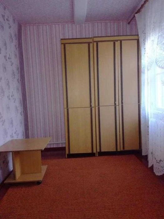 Продам будинок поруч з метро Київська