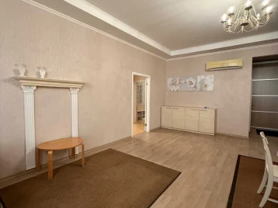 Квартира. Одеса, Шевченка просп., 33б/