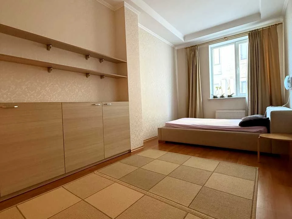 Квартира. Одеса, Шевченка просп., 33б/