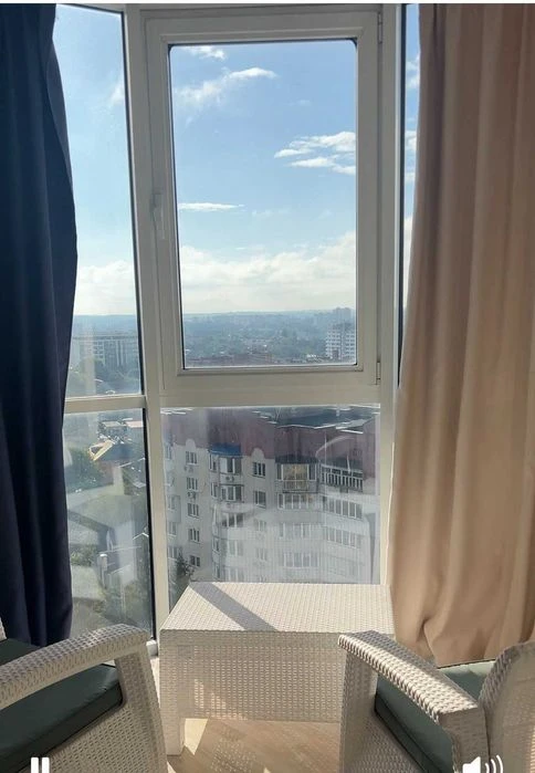 ID 40662 | Ексклюзив у центрі | 80 м² | 16 поверх | Панорама