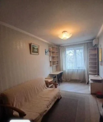Продам квартиру 2 ком. метро Салтовская ( Героев Труда)