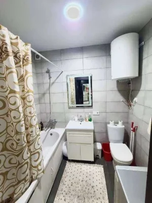 Продам 1 ком. кв. с ремонтом метро Защитников Украины, Герое