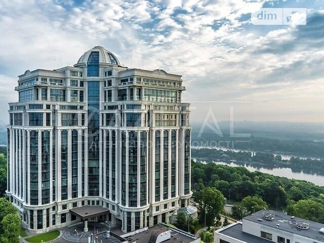 Продажа 3к квартиры 264.34 кв. м по ул. Ивана Мазепы 11Б • I