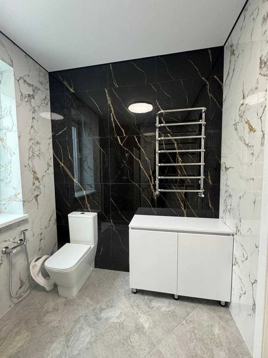 Two-story house with renovation for 4 rooms!