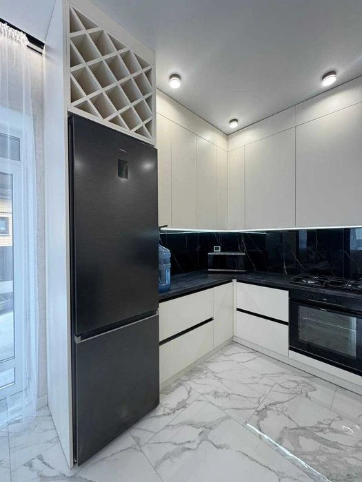Two-story house with renovation for 4 rooms!