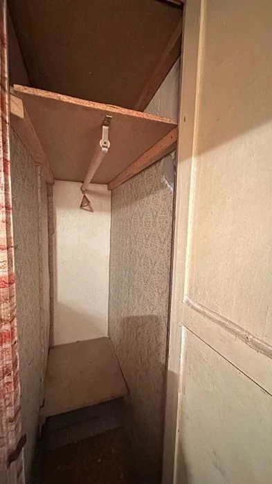 Продам 1к квартиру, 31м2, кирпич, ж/м Приднепровск