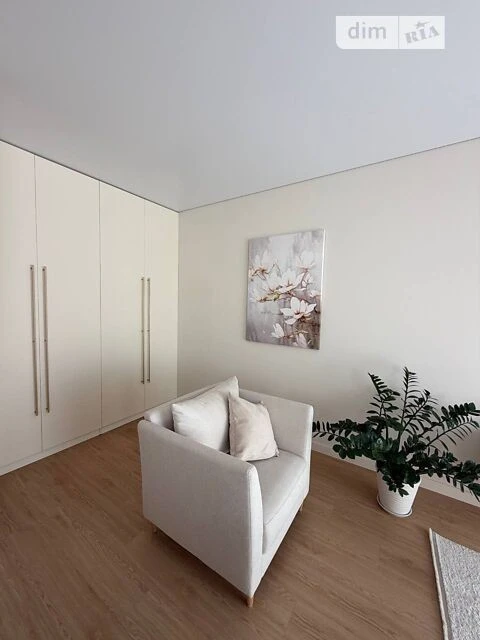 Продаж 1к квартири 35.6 кв. м на вул. Грушева 4 • ID 3479785