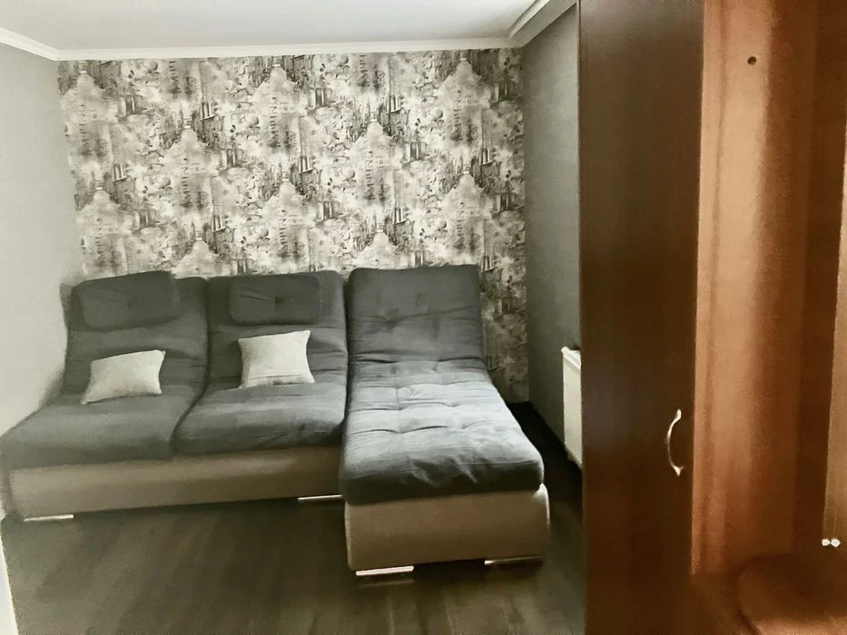 Продаж частини будинку