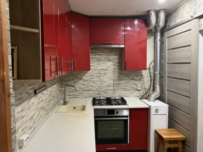 Продаж частини будинку