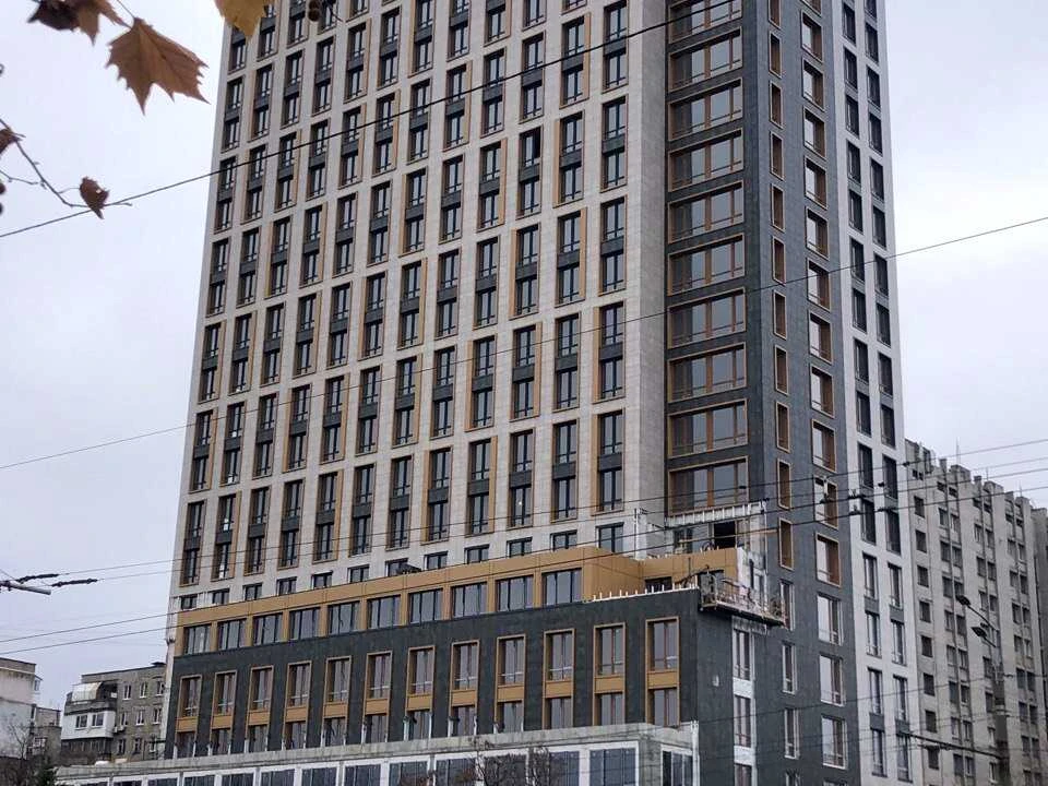 Квартира. Дніпро, Набережна Перемоги вул., (Будинок)