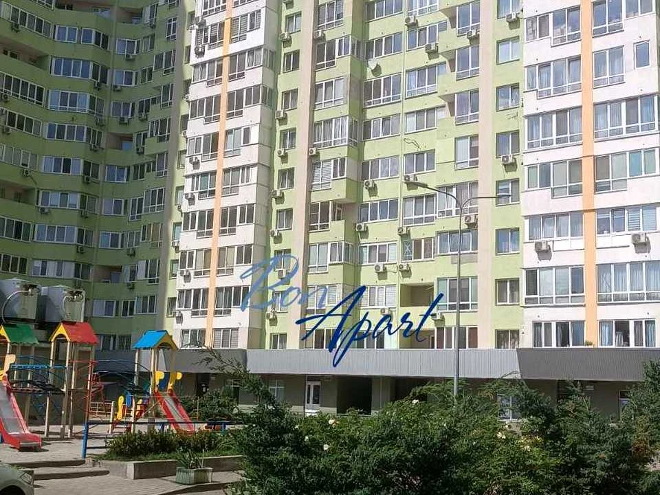 Квартира. Київ, Михайла Донця вул.