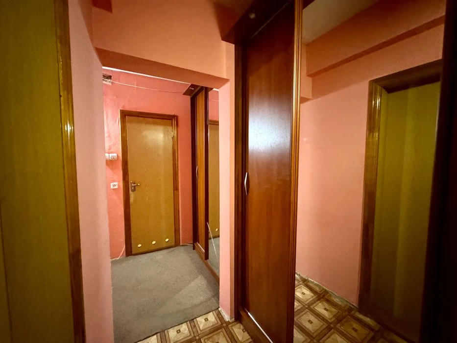 Продаж 2к квартири з ремонтом, вул. Милославська, Троєщина