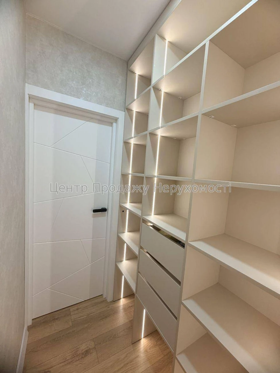Продаж 1-кімн. квартири 44 м², 16/25 эт, ЖК Варшавський 3, К