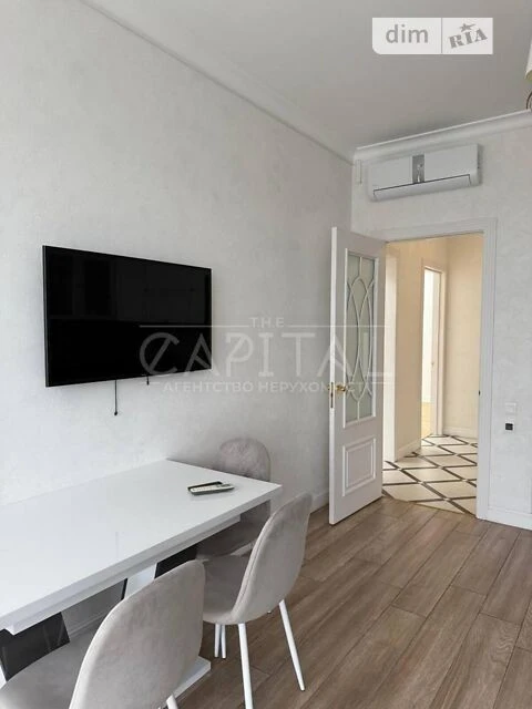 Продаж 3к квартири 150 кв. м на узвіз Кловський 7А • ID 3468