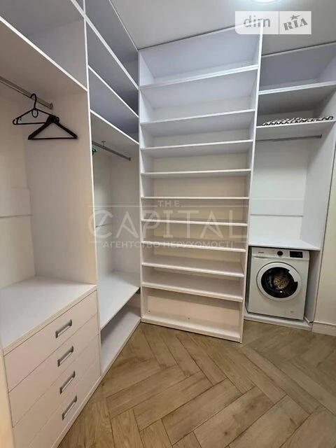 Продаж 3к квартири 150 кв. м на узвіз Кловський 7А • ID 3468