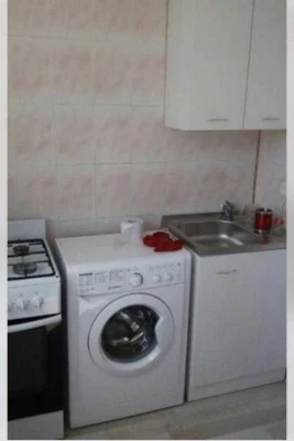 у продажу 1 кімнатна квартира на Роганському ж/м