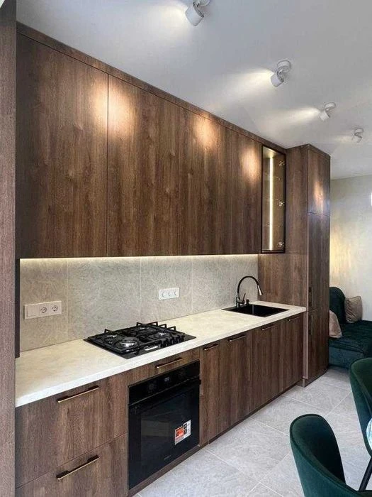2 кімнатна квартира з ремонтом, Центр, ПОСТАНОВИ