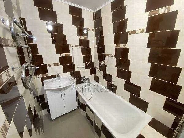 2-room apartment for sale 61 m², Generala Naumova St., 66