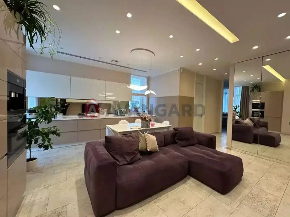 Продам 3-ком.квартиру в  ЖК IQ-House, Центр, Парк Шевченко