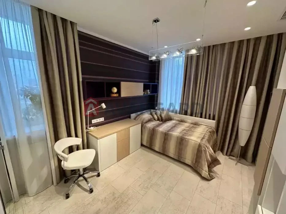 Продам 3-ком.квартиру в  ЖК IQ-House, Центр, Парк Шевченко