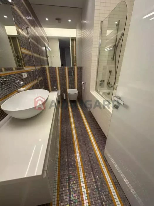 Продам 3-ком.квартиру в  ЖК IQ-House, Центр, Парк Шевченко