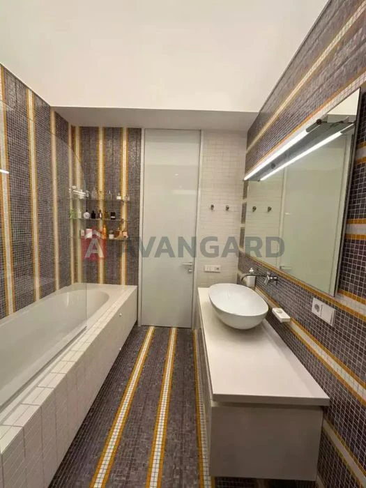 Продам 3-ком.квартиру в  ЖК IQ-House, Центр, Парк Шевченко