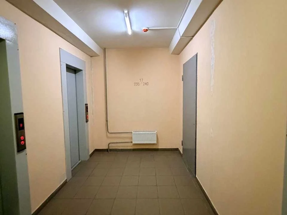 Квартира. Київ, Ревуцького вул.