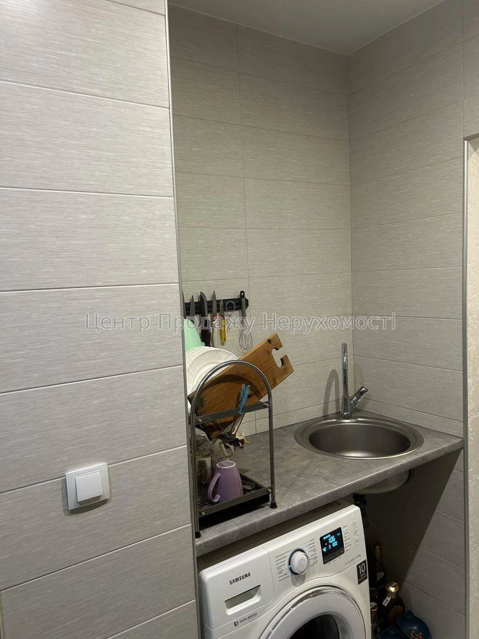 Продаж 3-кімн. квартири, 47 м², 3/5 пов, Київ. Відмінне розт