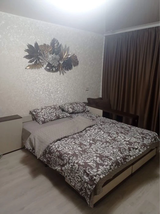 I will sell a 1-room apartment in the district of Slobozhansky, Batumskaya, Kalnyshevskogo
