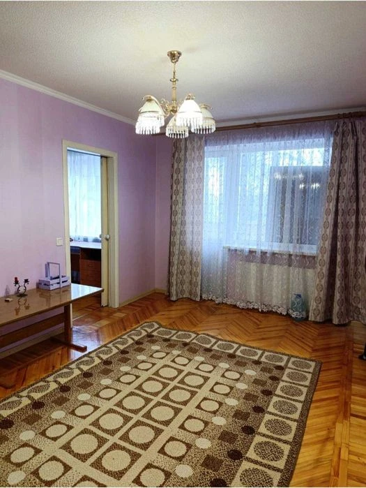 Продаж 3 кім. кв.   біля м. Студентська