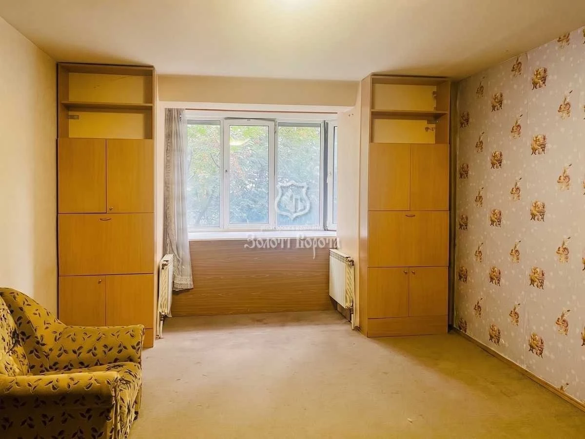 Продаж 5-кімнатної квартири 104.4 м², Степана Ковніра вул.,