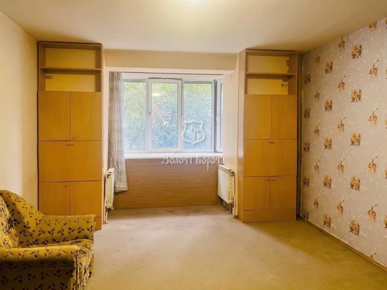 Продаж 5-кімнатної квартири 104.4 м², Степана Ковніра вул.,
