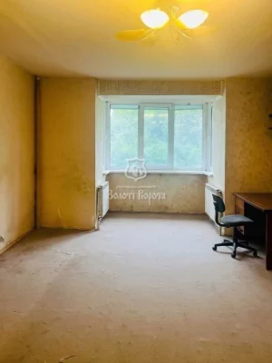Продаж 5-кімнатної квартири 104.4 м², Степана Ковніра вул.,
