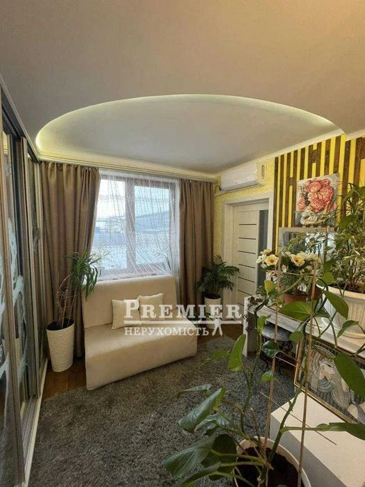 House 73 sq.m. with high-quality renovation. Proximity to the sea