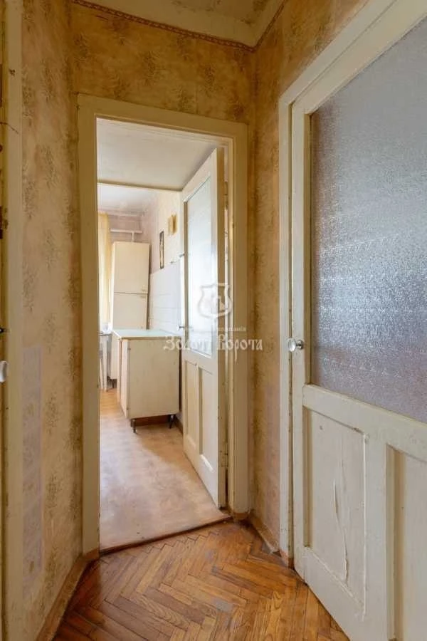 Продаж 2-кімнатної квартири 45.9 м², Будівельників вул., 12