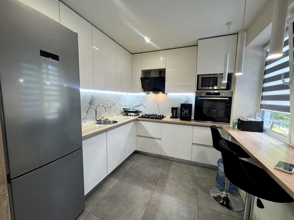 Apartment. Dnipro, Slavy Blvd.