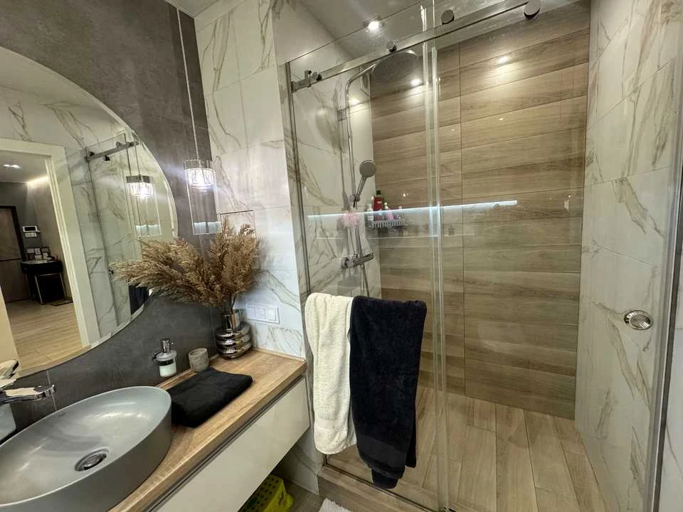 Apartment. Dnipro, Slavy Blvd.