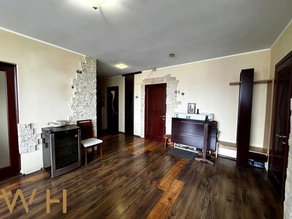 Apartment. Kyiv, Velyka Kitaivska St.