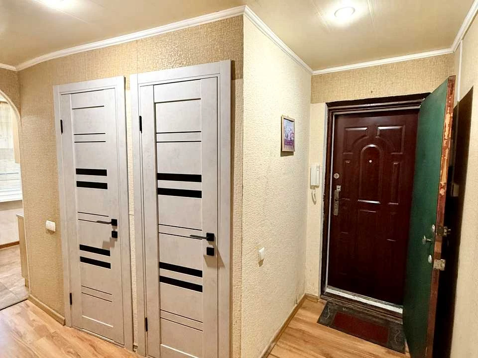 Квартира. Запорожье, Теннисная ул.