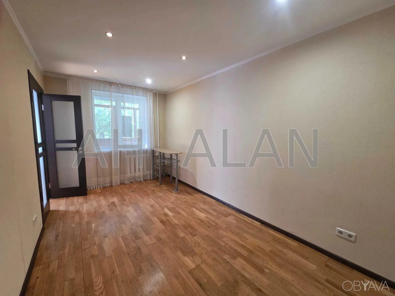5-комнатная квартира, 90 м.кв.
