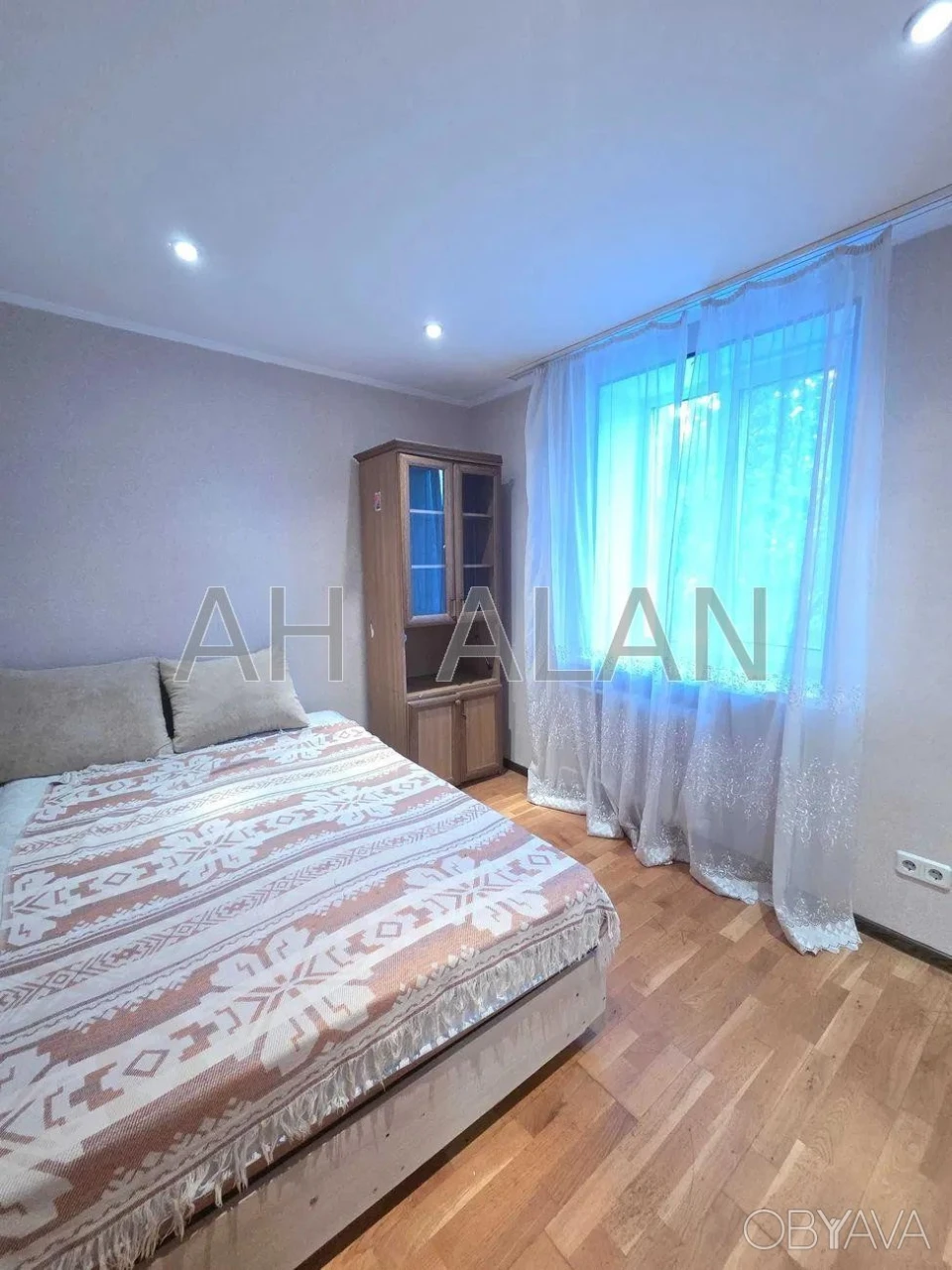 5-комнатная квартира, 90 м.кв.