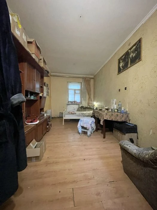 Продам 1-комнатную квартиру в центре, возле ЖК Женева.