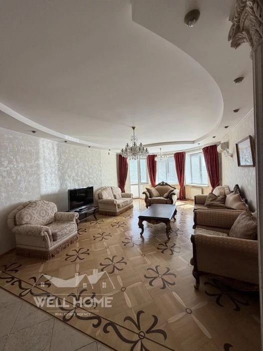 Продаж квартири 5к Микільсько-Слобідська, 4 Г Київ